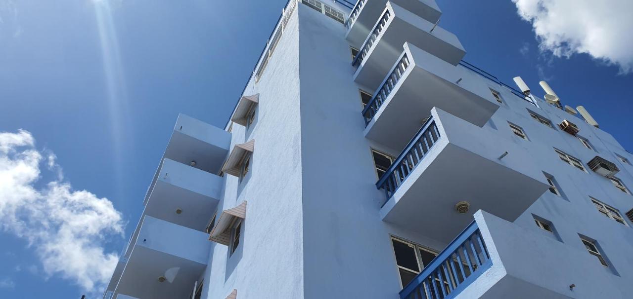 Hastings Towers 4D - Studio Apt Opp Beach Μπριτζτάουν Εξωτερικό φωτογραφία